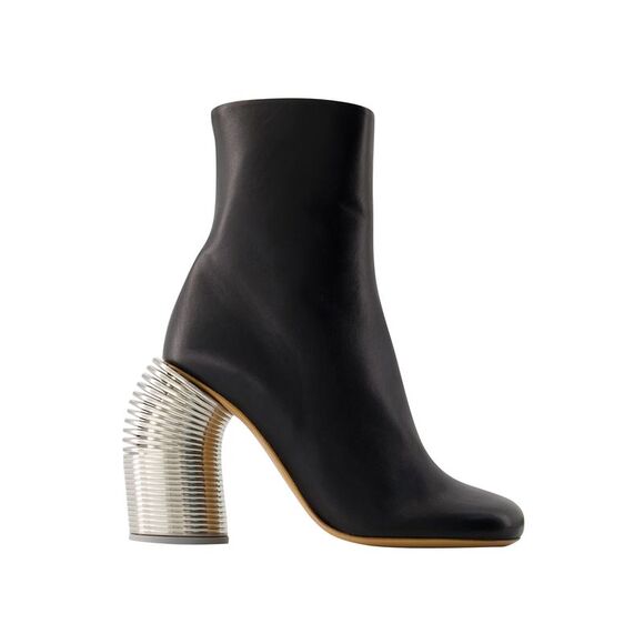 Silver Spring Ankle Boots - Off White - Leather - Black/ Silver - Picture 1 of 3
